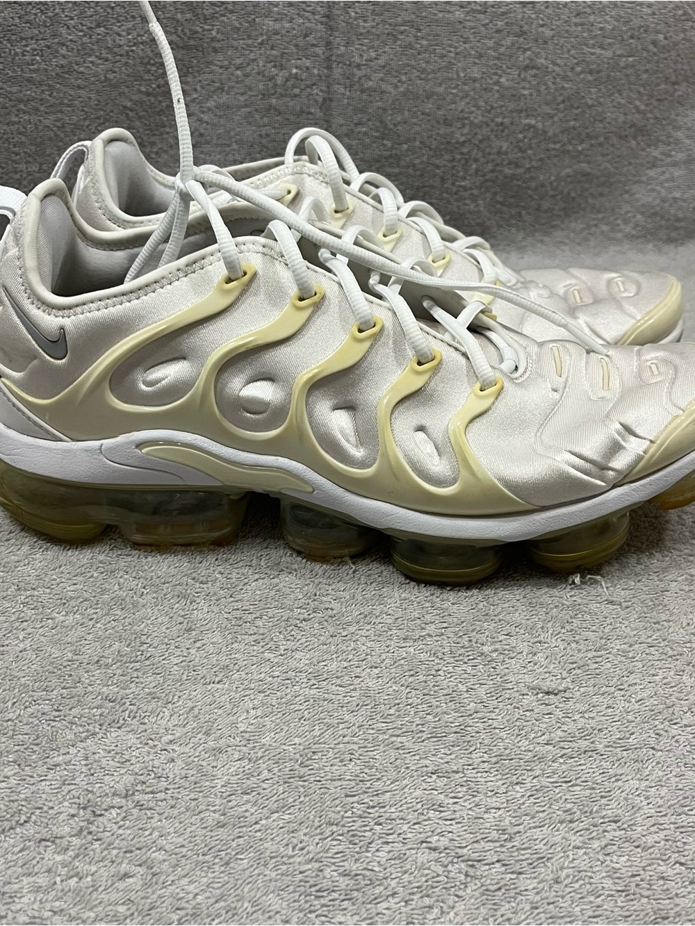 Nike Air Vapormax Plus Men's Size 11.5 White Pure Platinum Shoes 924453-100
